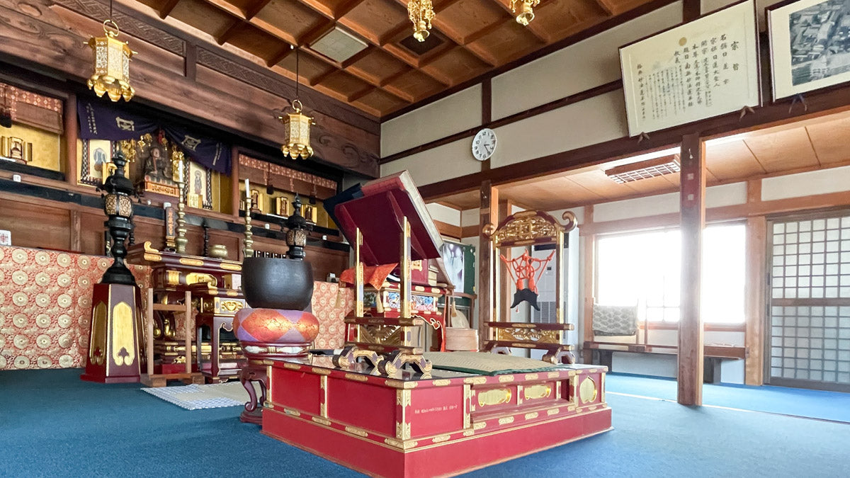 恵眼山 真柳寺の境内 4
