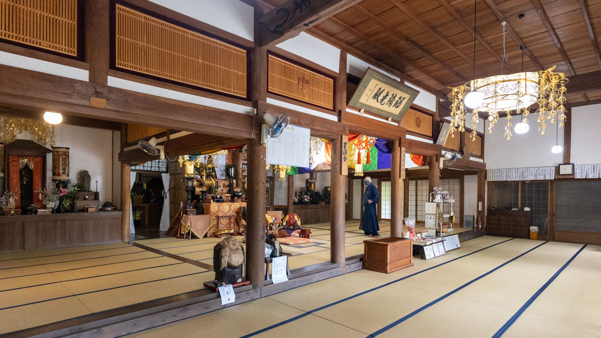 東光山 神宮寺の境内 6