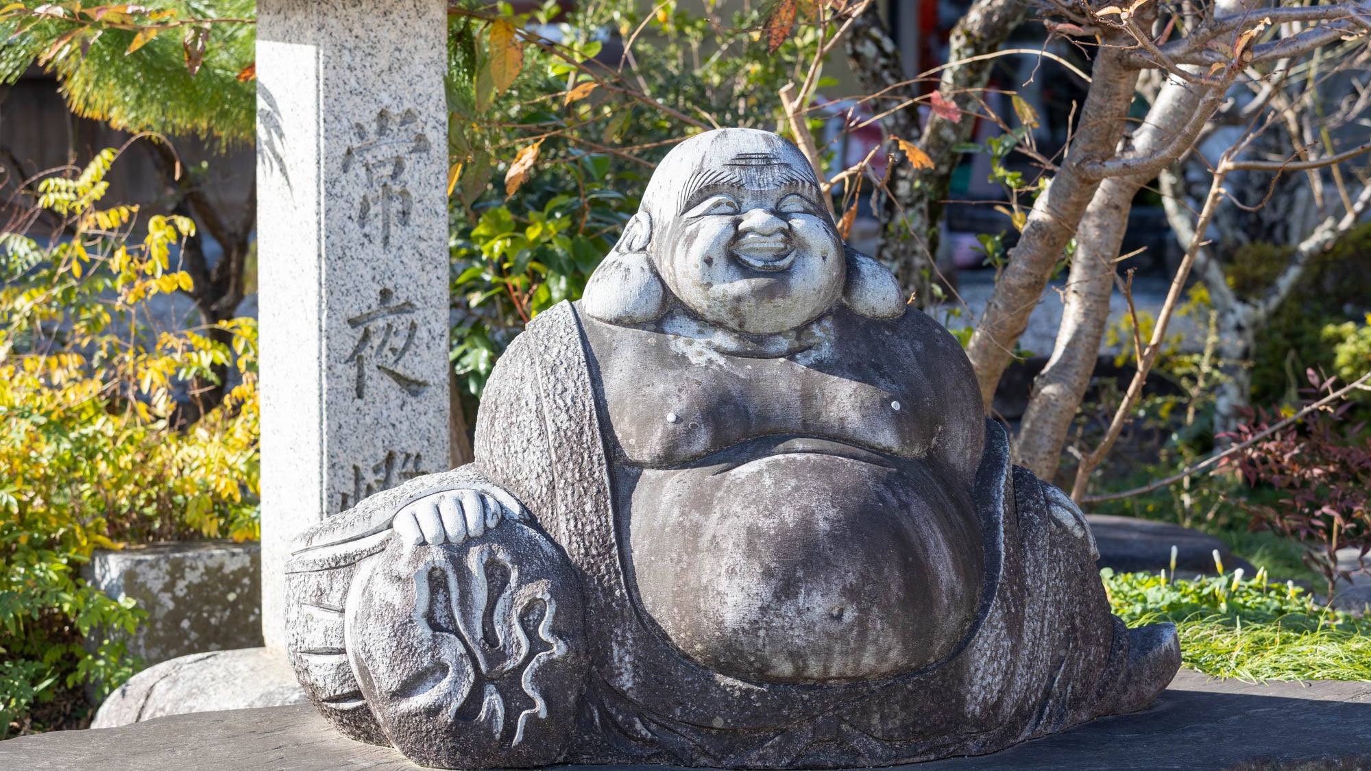 梅松山 菅相寺の境内 6