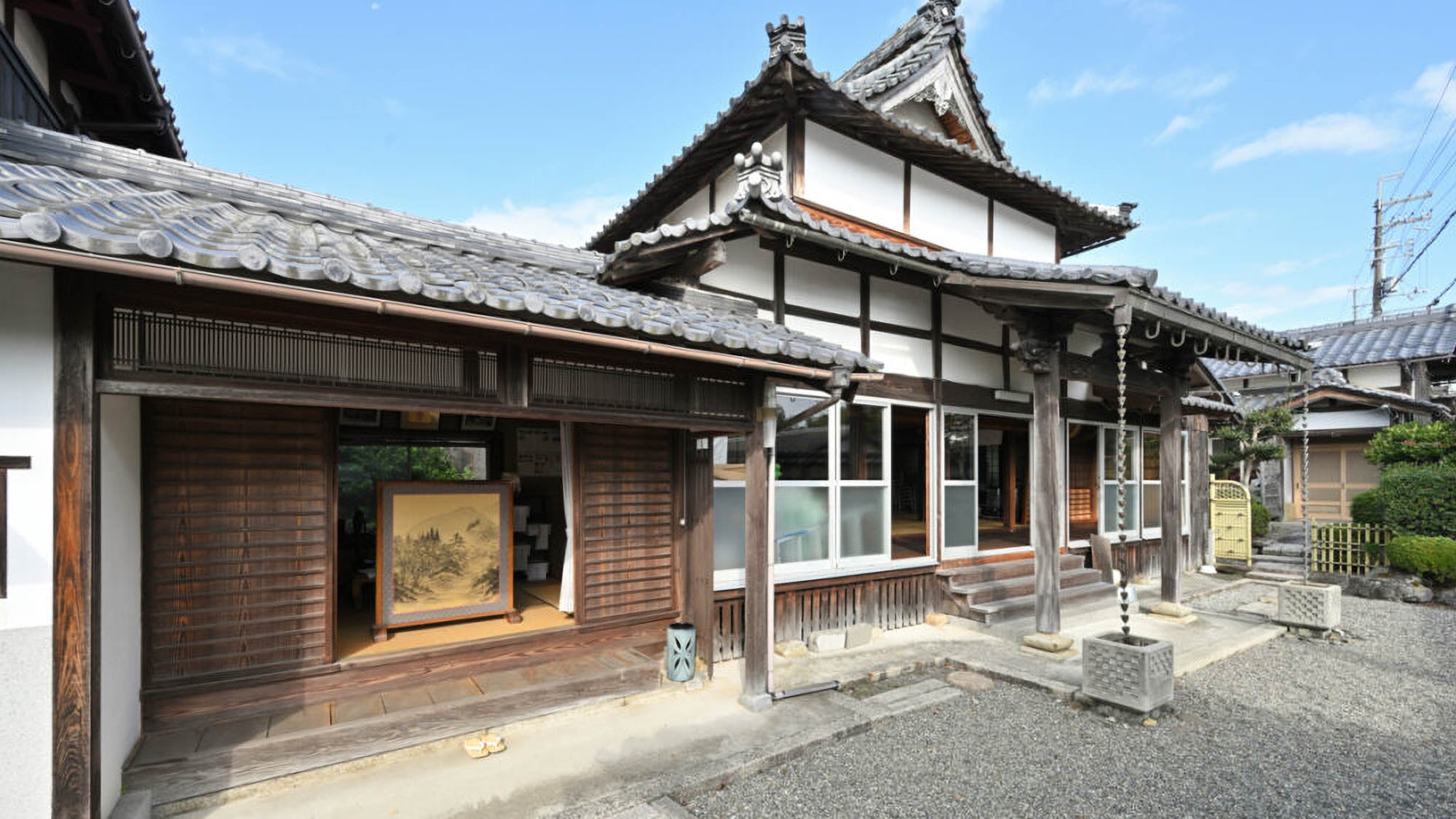 饗庭山 法泉寺の外観